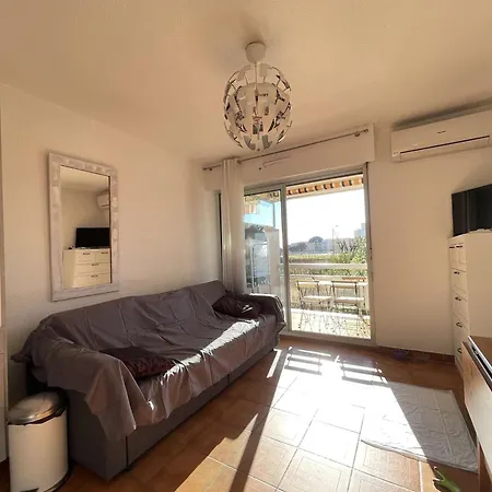 Apartment Climatise Au Lavandou Avec Parking, Terrasse Ensoleillee Pour 4 - Fr-1-308-198